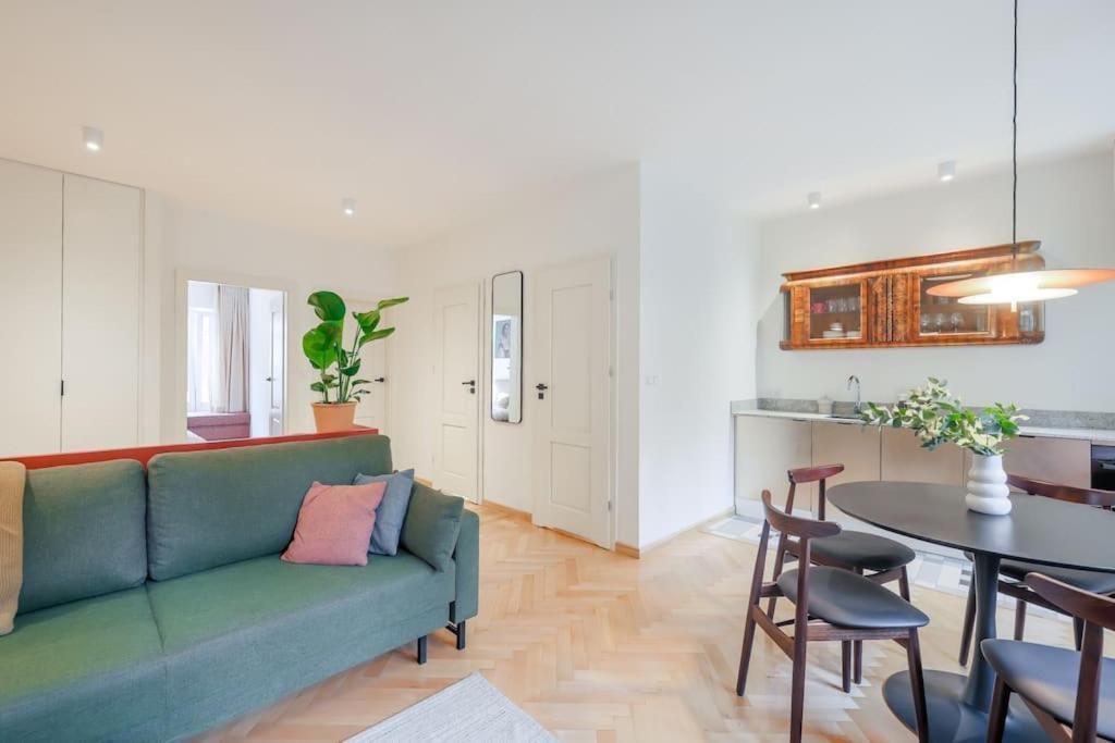 גדנסק Cityscape Haven: Urban Retreat מראה חיצוני תמונה